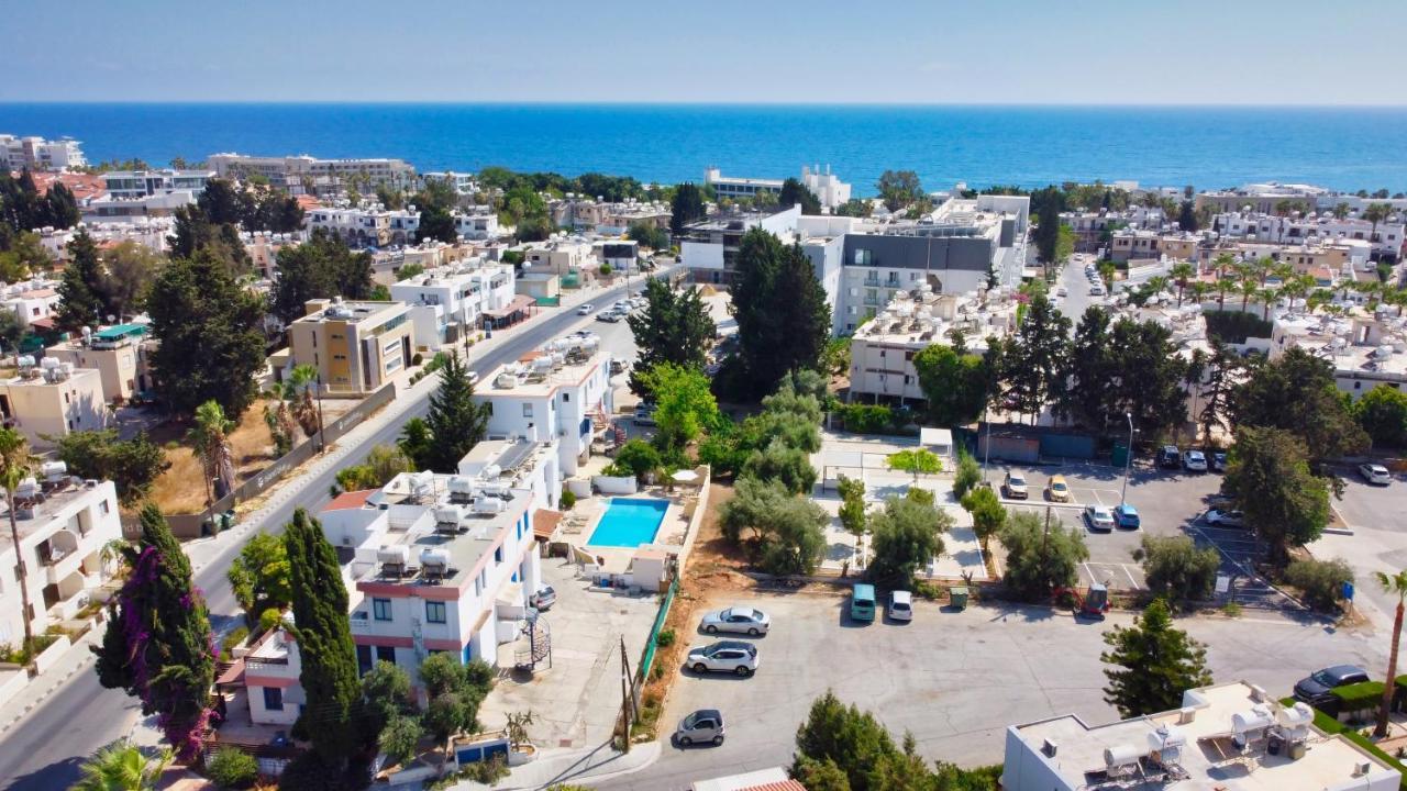Townhouse By The Sea Pirate Harbor Paphos Exterior foto