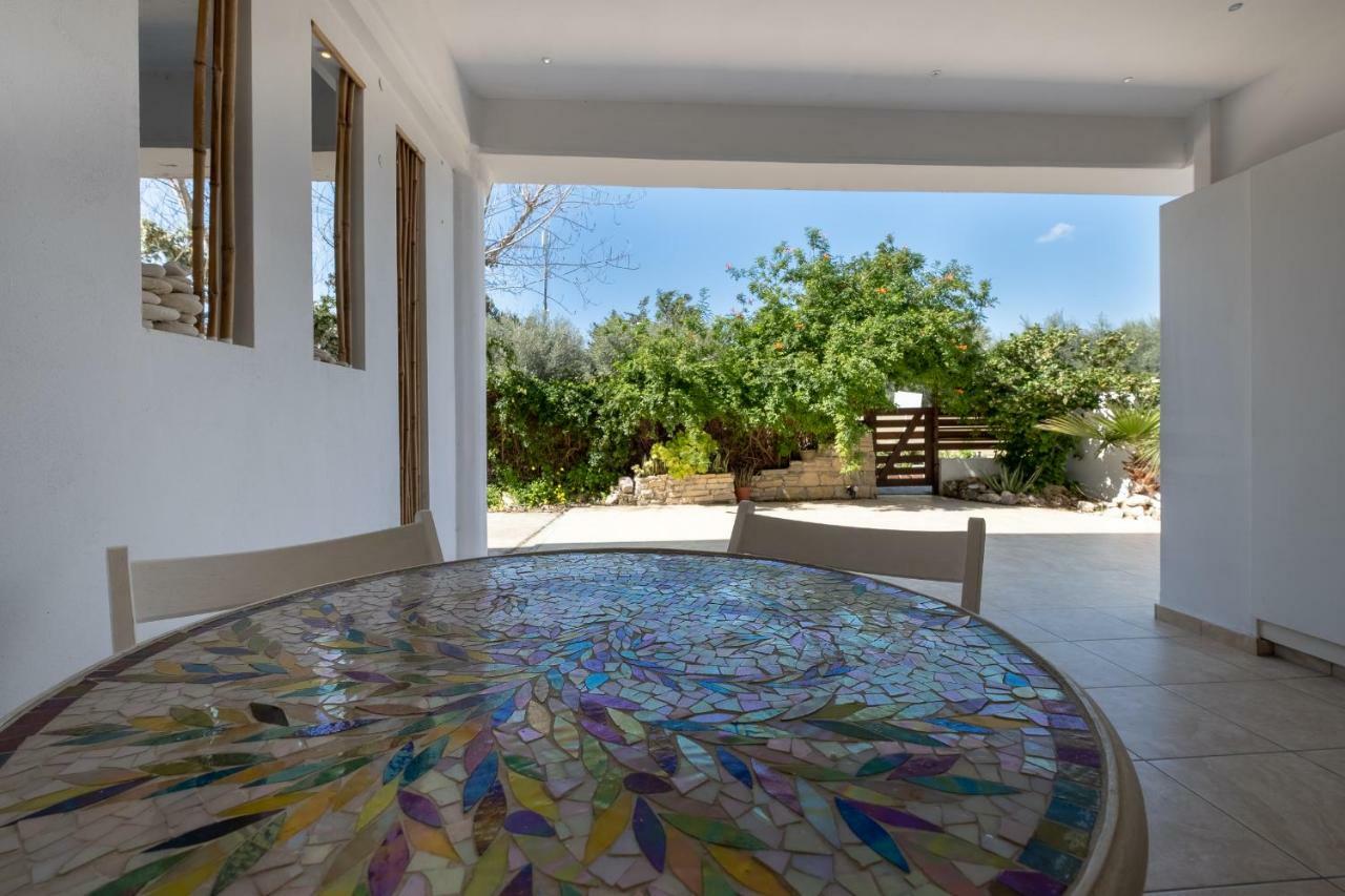 Townhouse By The Sea Pirate Harbor Paphos Exterior foto